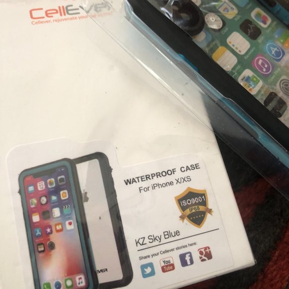 CellEver Waterproof Case for iPhone Xs/iPhone X (Black) - Picture 5 of 6